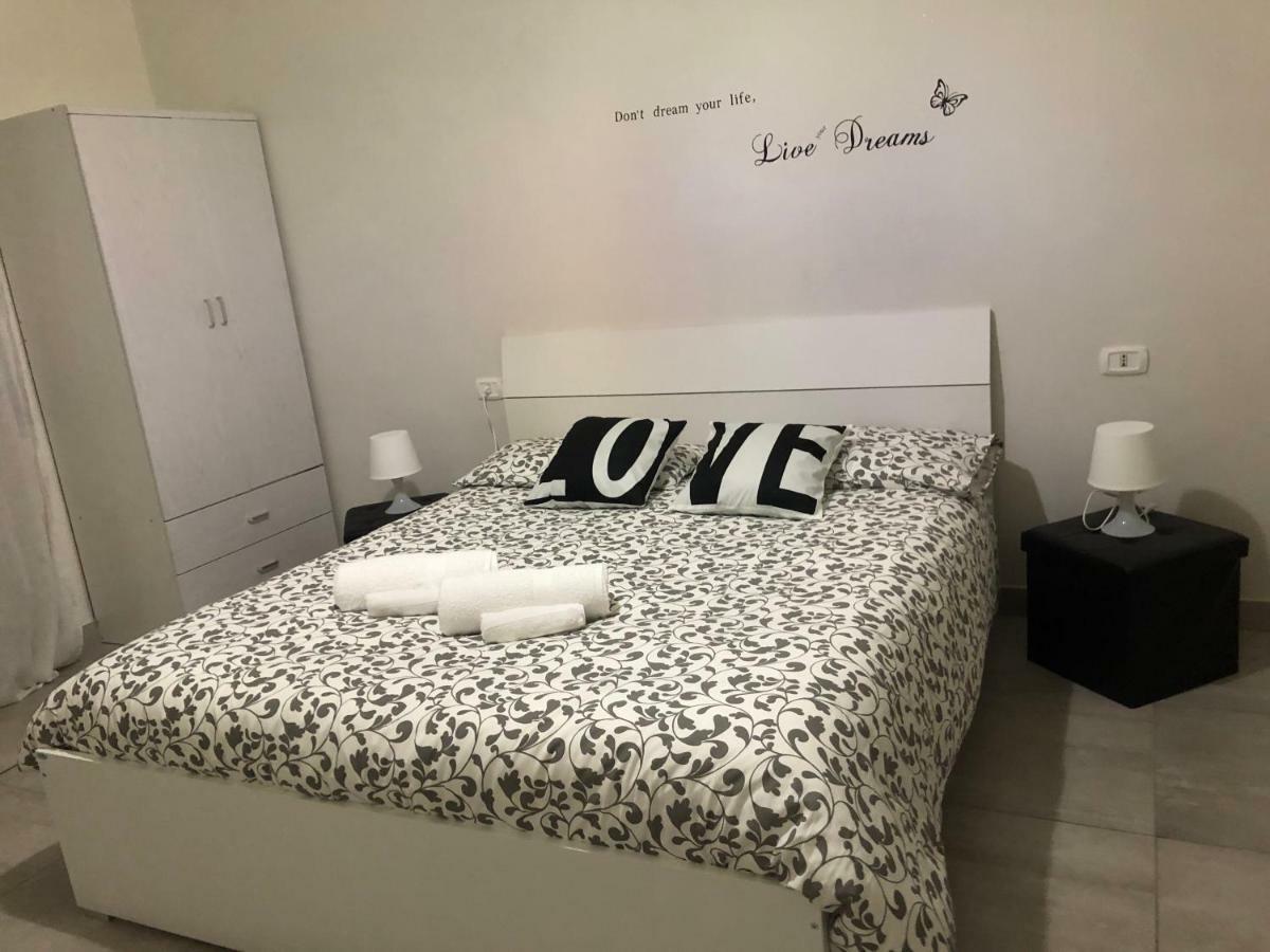 Rita'S Home Naples Luaran gambar